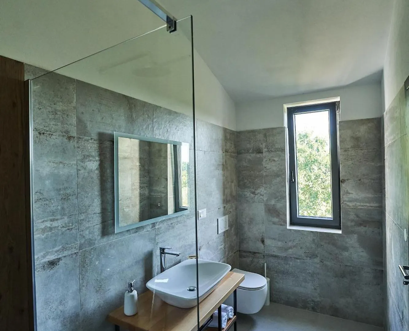 Villa Barbara In Porec For 6 People With Private Pool & Only 1 Km From Beach