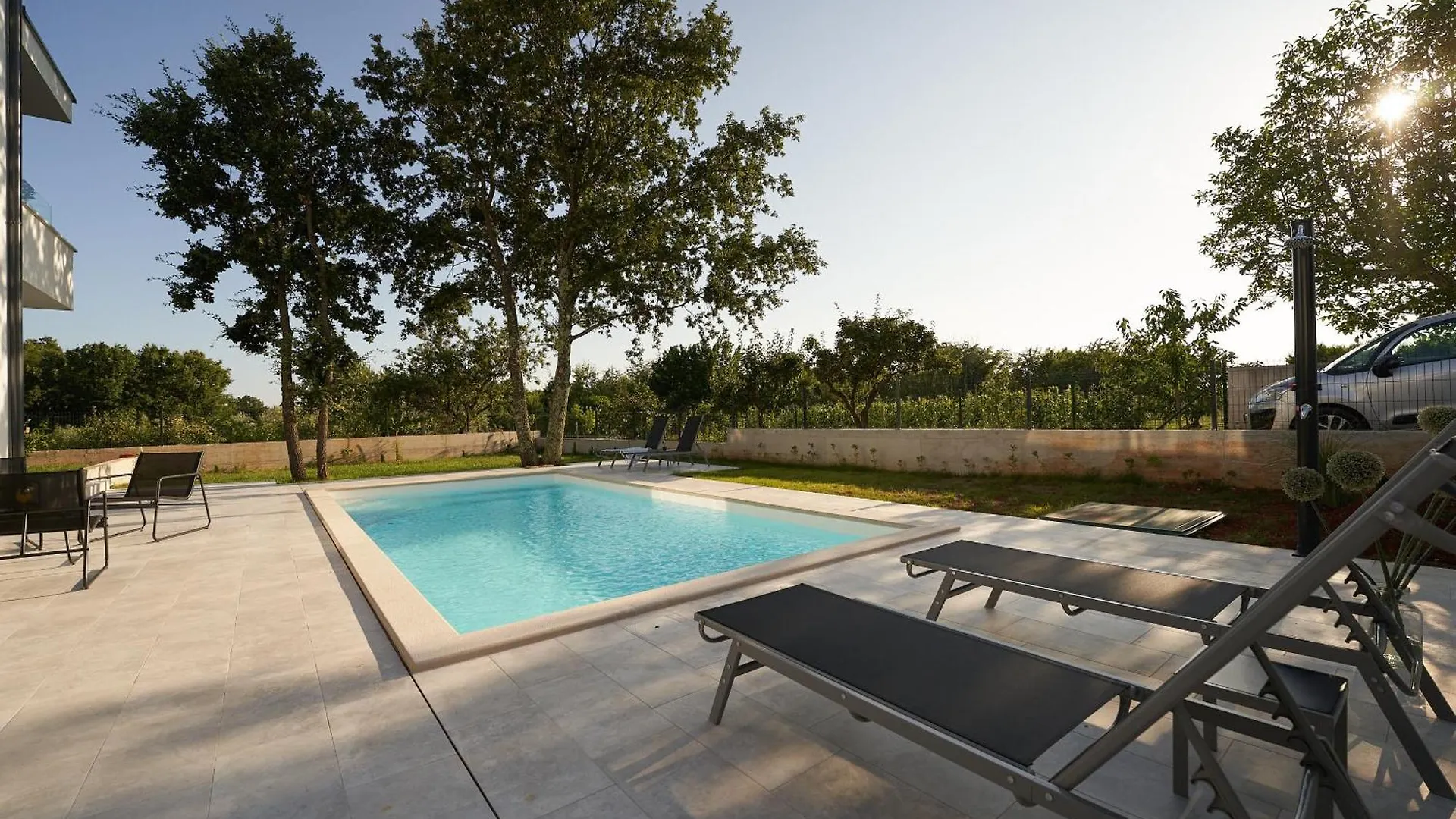 Villa Barbara In Porec For 6 People With Private Pool & Only 1 Km From Beach クロアチア